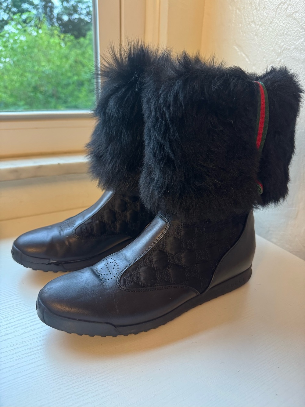 Gucci Women’s Black Fur Trim Tall Boots Size 38 / US 8 – Needs Sole Repair